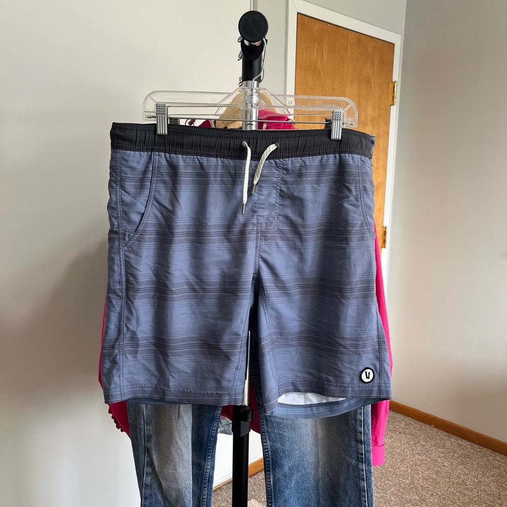 Vuori Men's Athletic Shorts